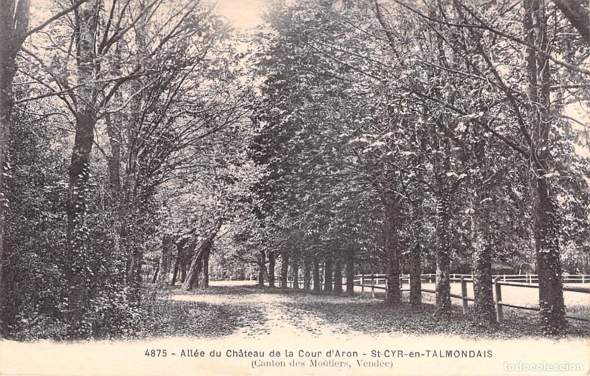 Cartes Postales: Postal All&eacute;e du Ch&acirc;teau de la Cour d'Aron St-Cyr-en-Talmondais