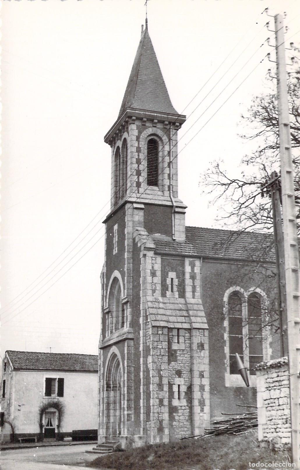 Postcards: Postal de la Iglesia de Sainte-Christine, Vend&eacute;e, Francia