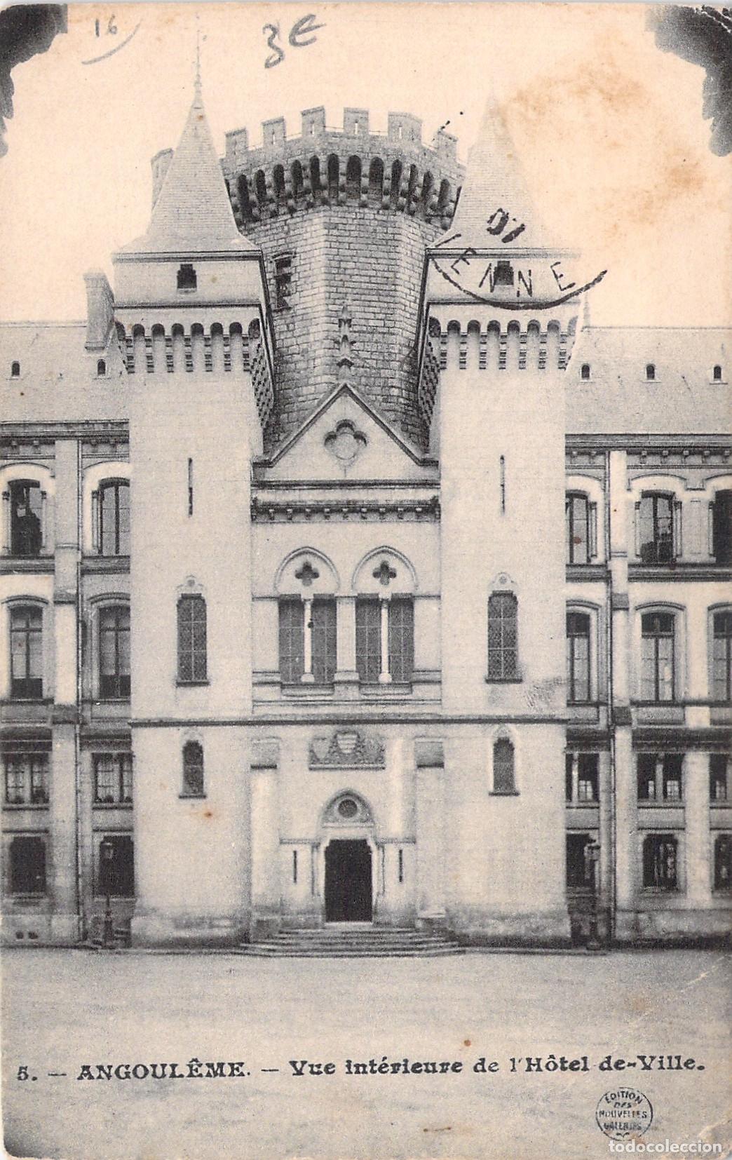 Postcards: Postal de Angoul&ecirc;me, Vista Interior del H&ocirc;tel de Ville, Francia