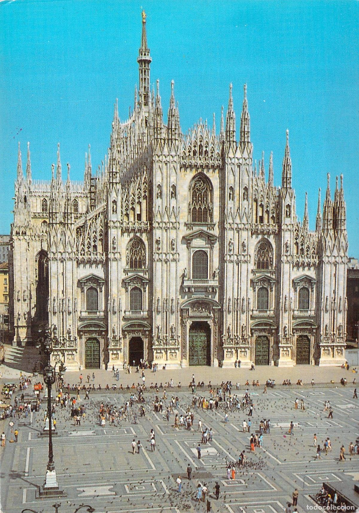 Postales: Postal del Duomo de Mil&aacute;n y Plaza de la Catedral, Italia
