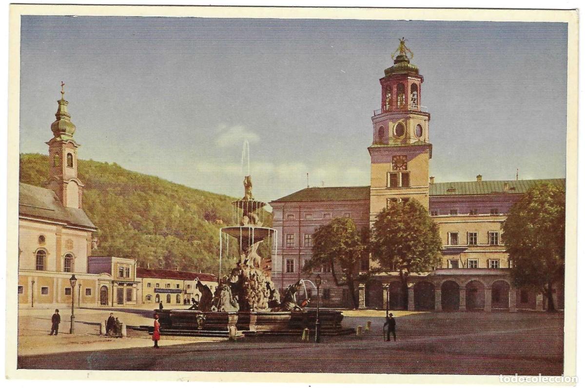 Postales: Postal Austria. Salzburg. Residenzplatz mit Glokenspiel. ref. 7-aus50