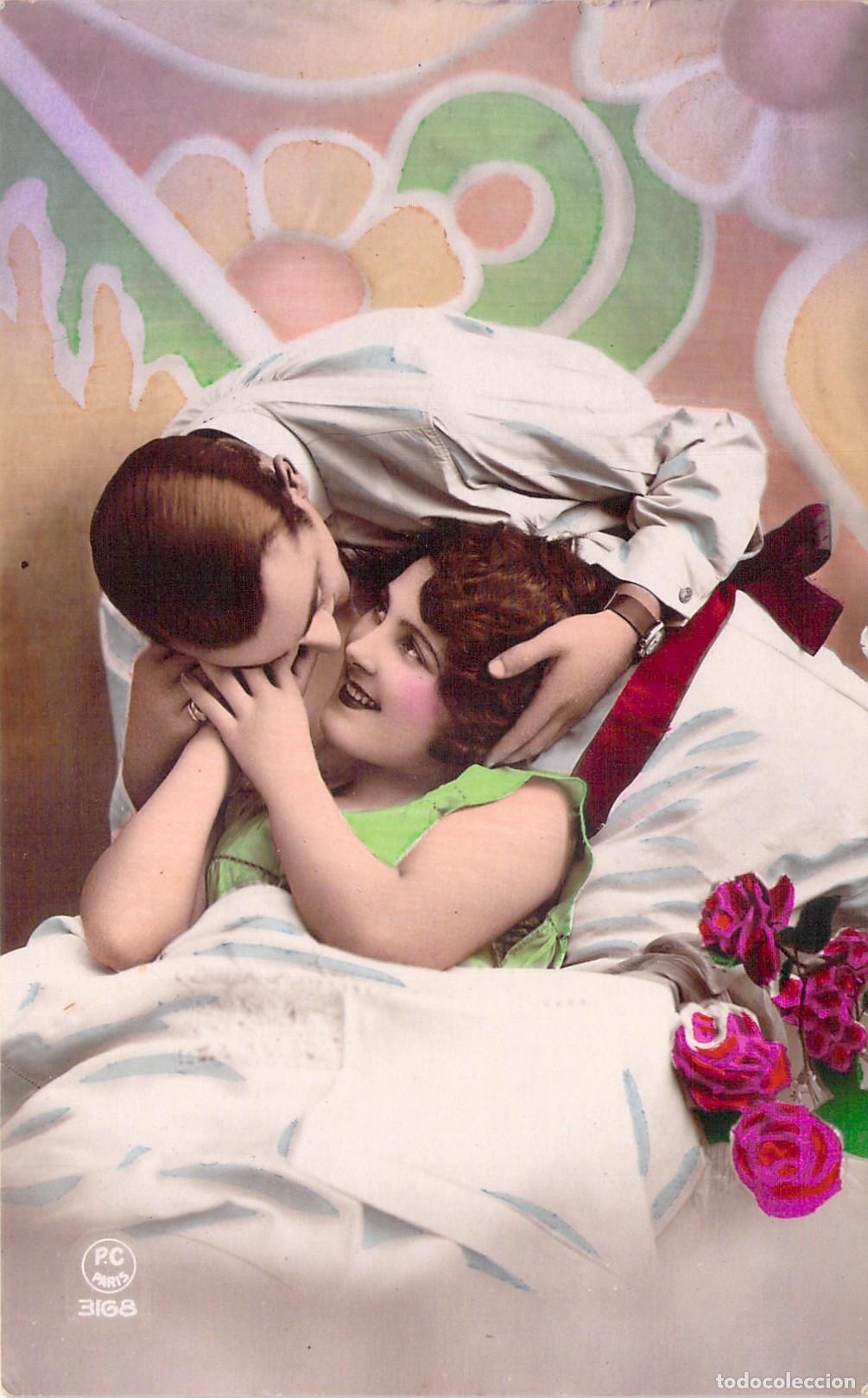 Postales: Postal Rom&aacute;ntica Francesa de Pareja Ilustrada a Mano