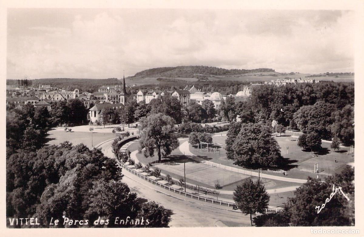 Postales: Postal de Vittel Francia Le Parc des Enfants Vista A&eacute;rea
