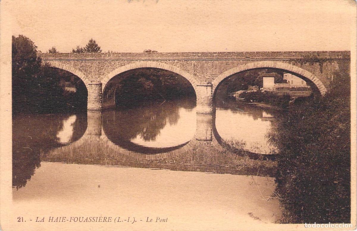 Postales: Tarjeta Postal de La Haie-Fouassi&egrave;re Francia Puente y Reflejo en el Agua