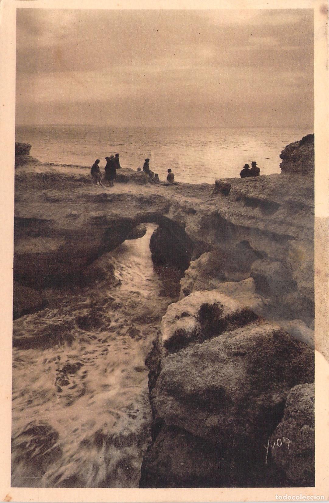 Postales: Postal Royan Francia Les Rochers de Valli&egrave;res Ediciones Yvon