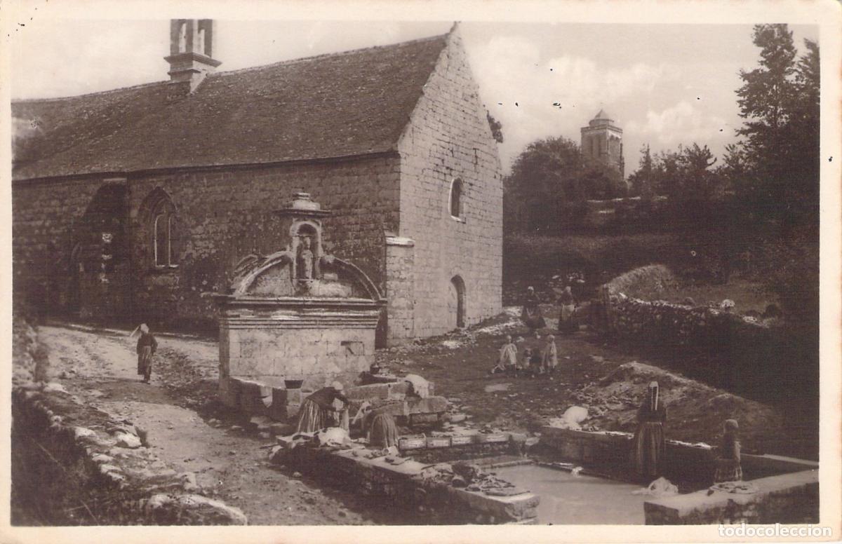 Postales: Postal de Locronan: El Lavadero y la Capilla de Notre-Dame