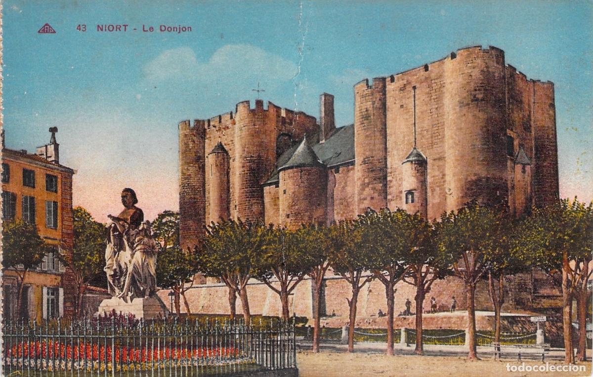 Postcards: Postal de El Donjon de Niort Castillo Medieval Francia