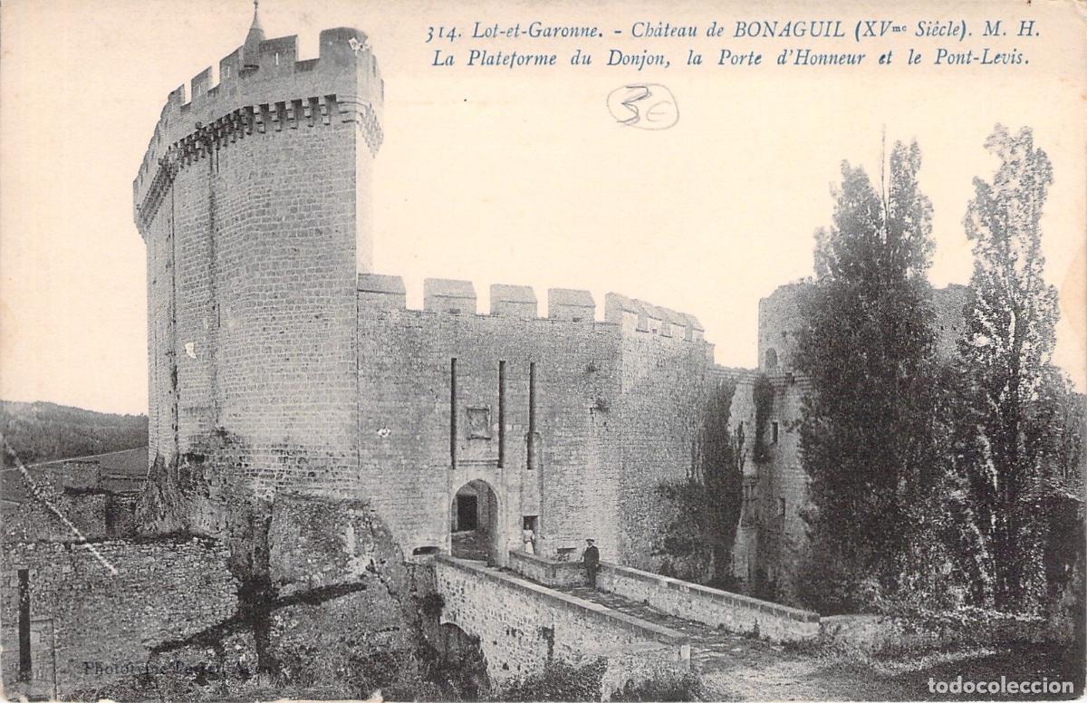 Postales: Postal del Castillo de Bonaguil en Lot-et-Garonne Francia