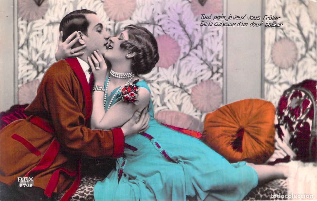 Cartes Postales: Postal Art D&eacute;co Rom&aacute;ntica de Pareja Abrazada y Beso Rex 2702