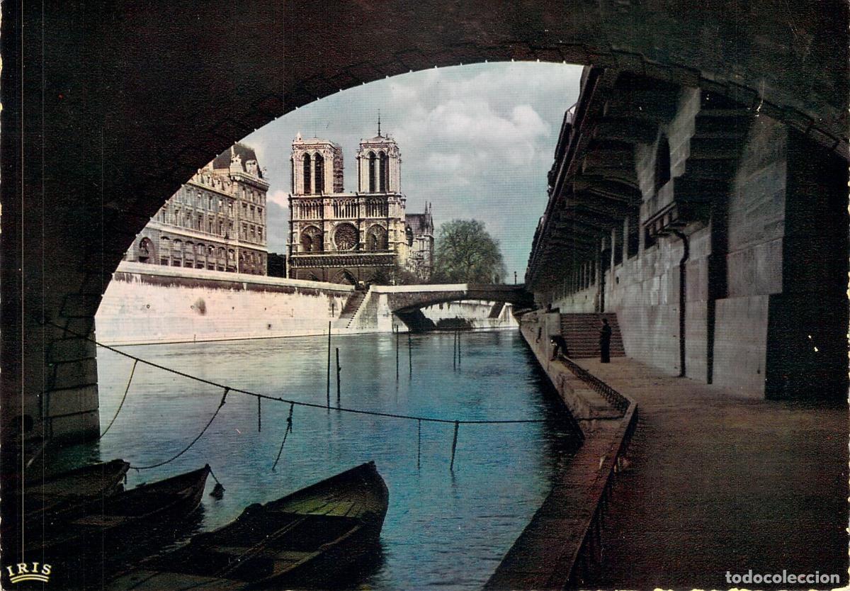 Postales: Postal de Par&iacute;s con Vista de Notre Dame y el Sena
