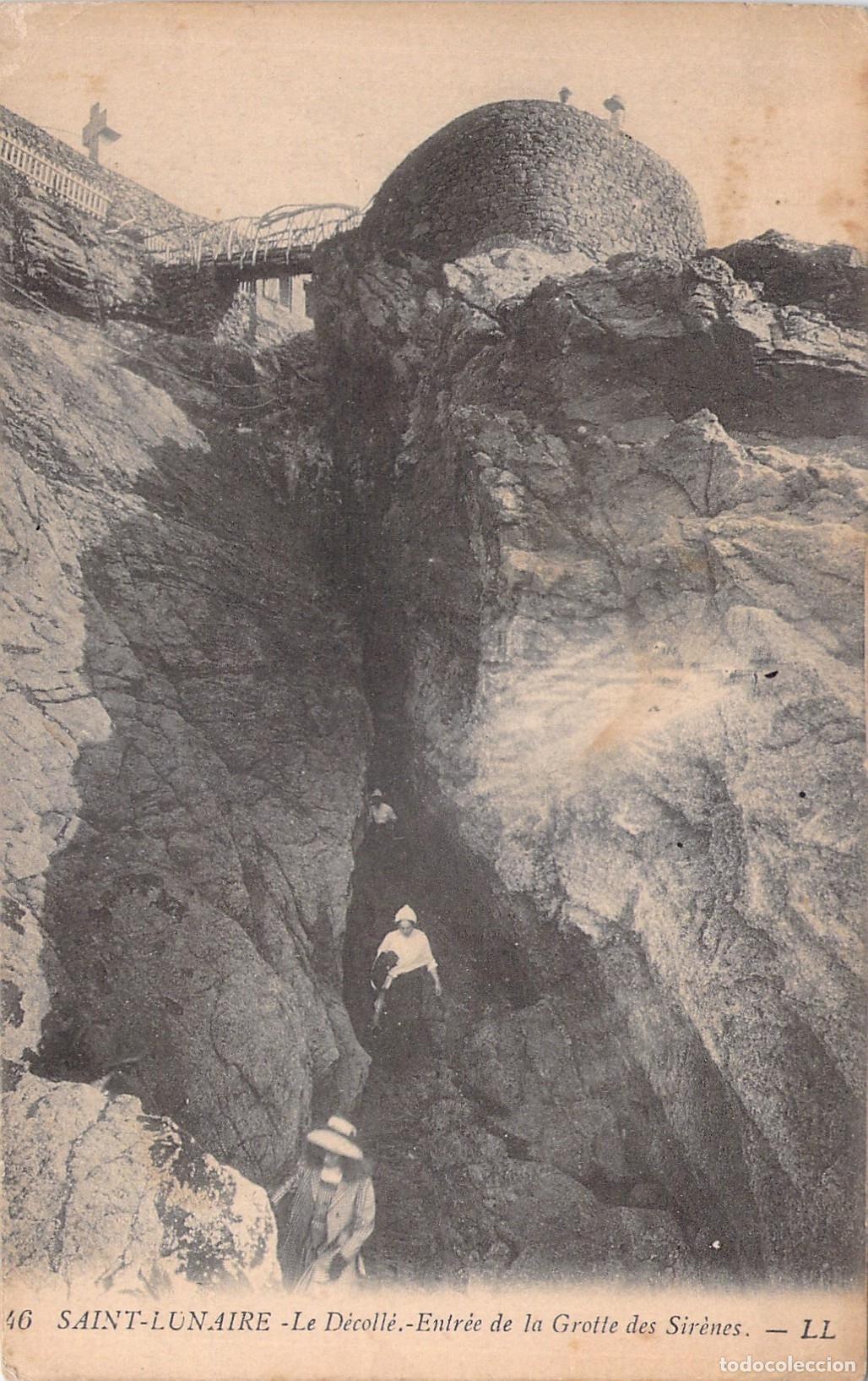 Cartoline: Postal de Saint-Lunaire: Entrada a la Gruta de las Sirenas en Le D&eacute;coll&eacute;