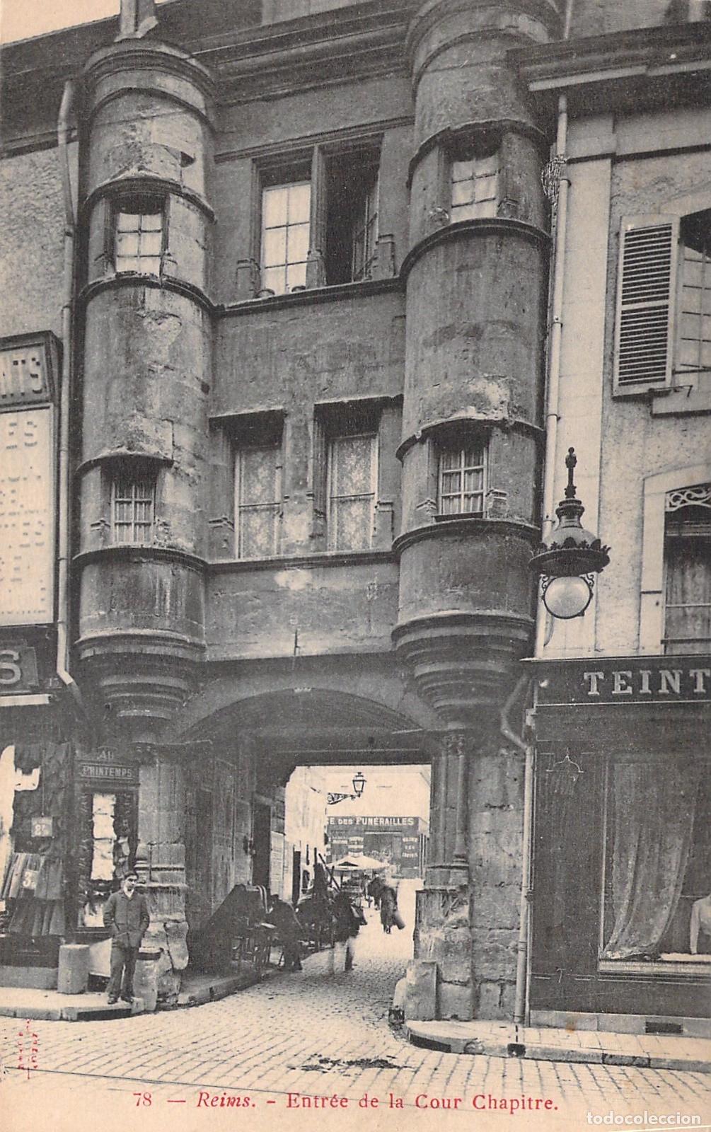 Postkarten: Postal de Reims, Entrada a la Cour Chapitre, Francia