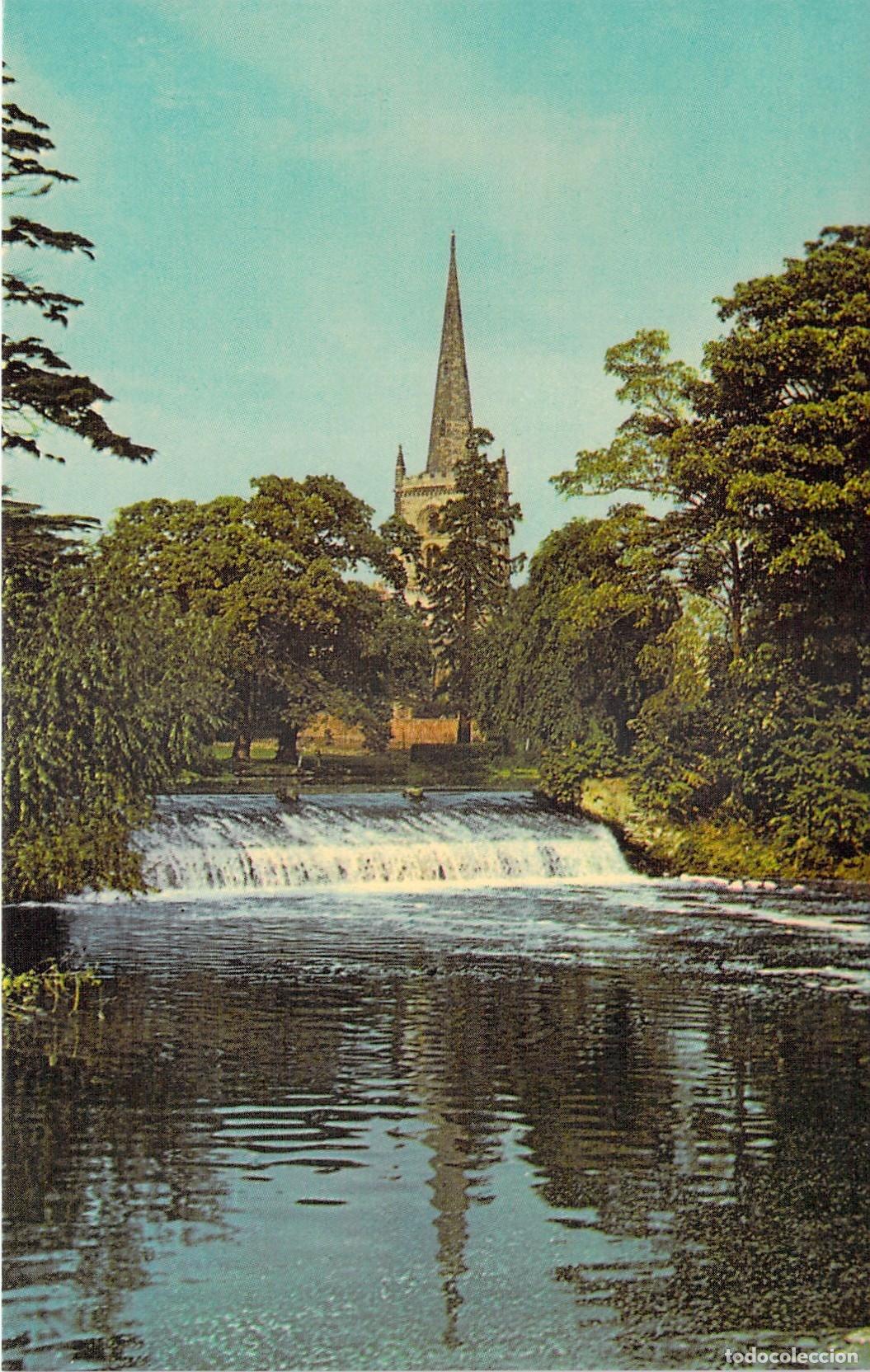 Postales: Postal de la Iglesia Holy Trinity en Stratford-upon-Avon