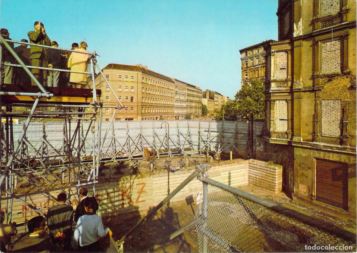 Postales: Postal del Muro de Berl&iacute;n en Bernauer Stra&szlig;e con Plataforma