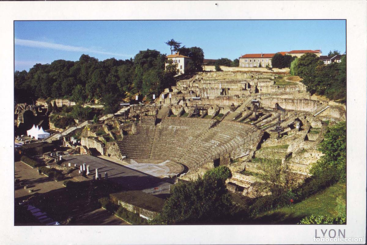 Postales: LYON. Vue plongeante sur le th&eacute;&acirc;tre romain de Fourvi&egrave;re_Aquarupella / Teatros antiguos Galia