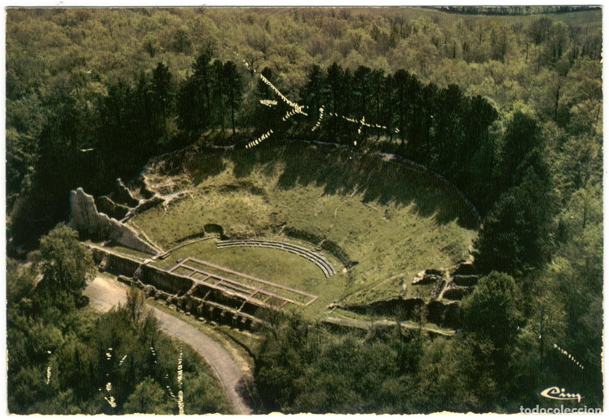 Postales: BOUCHAUDS (Saint-Cybardeaux. La Charente)_Th&eacute;&acirc;tre gallo-romain_Combier Impri/ Teatros antiguos Galia