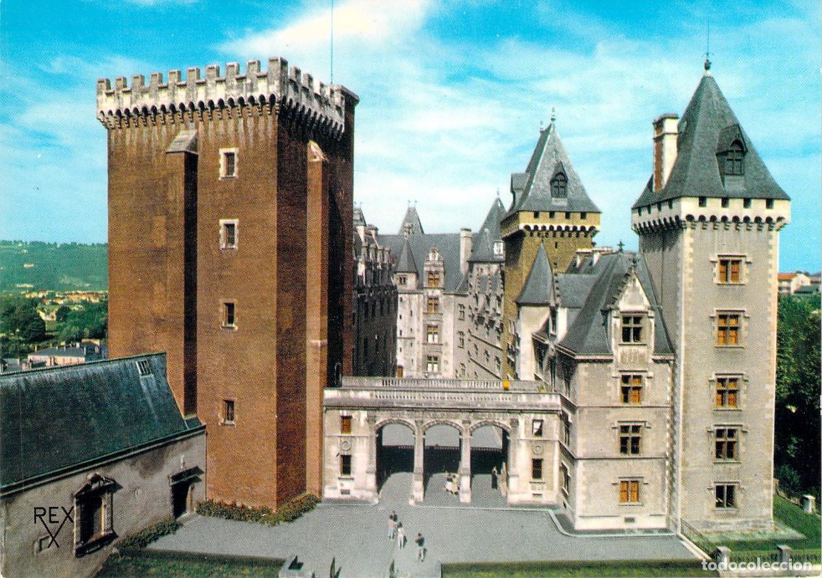 Postcards: Postal de la Entrada al Castillo de Pau en Francia