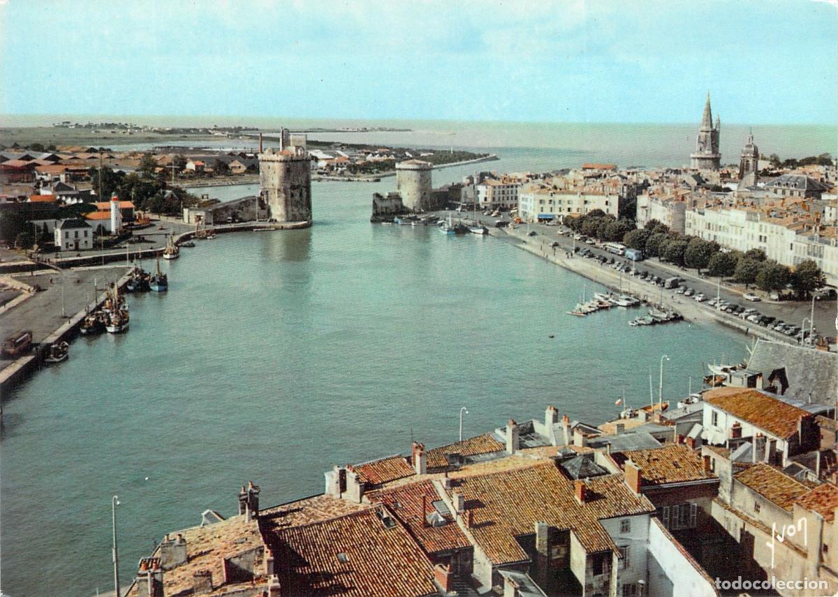 Postales: Postal de La Rochelle Francia Vista A&eacute;rea del Puerto Viejo y sus Torres