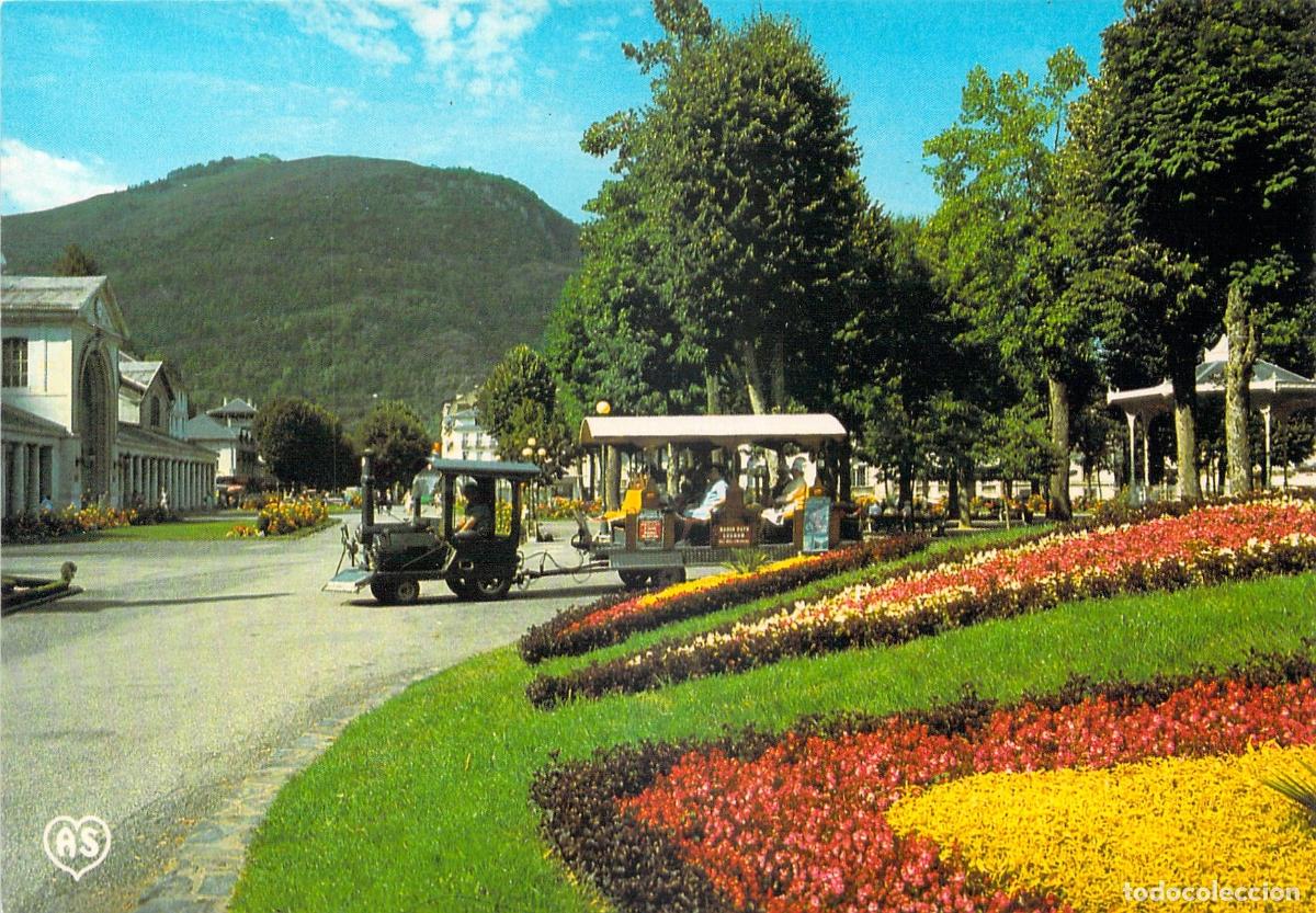Postales: Postal Luchon Francia, Tren Tur&iacute;stico Frente a las Termas
