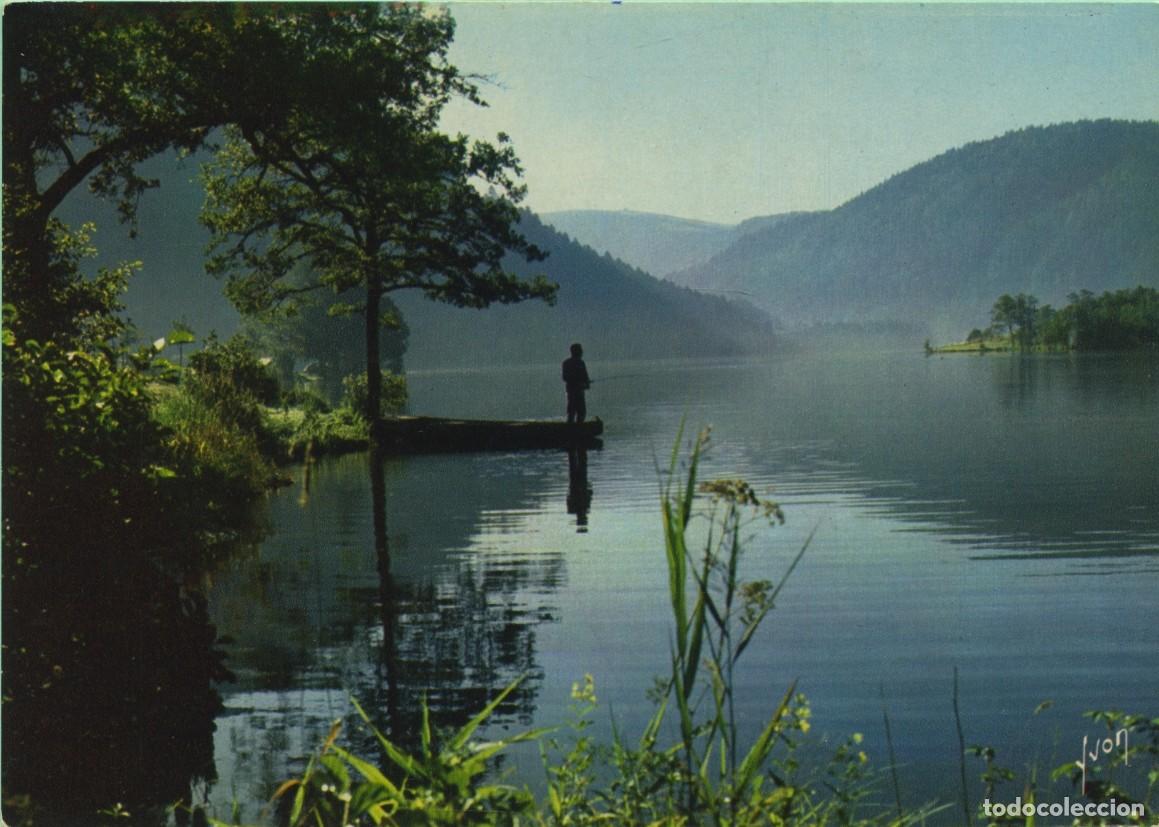 Postales: N&ordm; 88-Les Vosges. Lac de Longemer. Couleurs et lumi&egrave;re de France. Sin circular. EDITIONS D'ART YVON