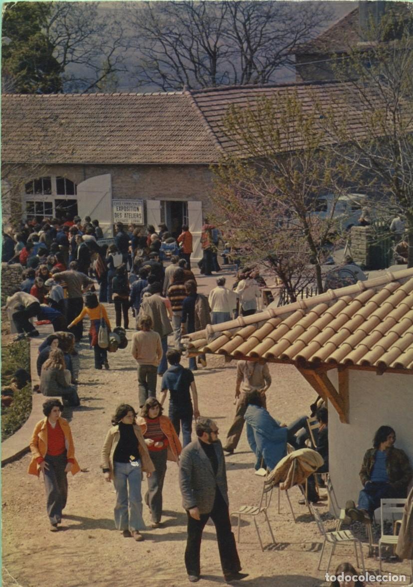 Postales: N&ordm; 325-TAIZE. Francia. Plaza y casas de recepci&oacute;n. Sin circular. ED. LES PRESSES DE TAIZ&Eacute;