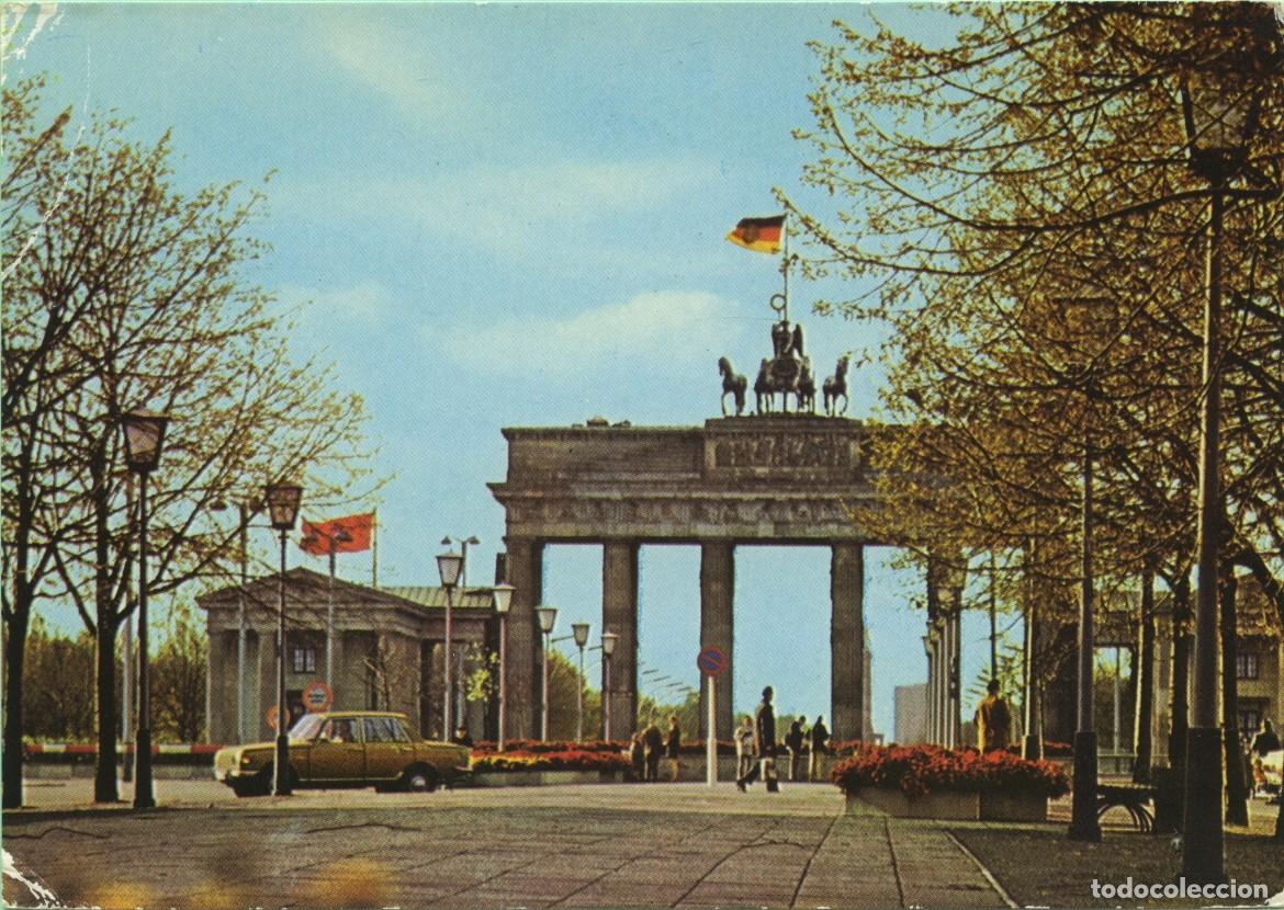 Postales: BERL&Iacute;N. Alemania. La Puerta de Brandenbourg. Sin circular