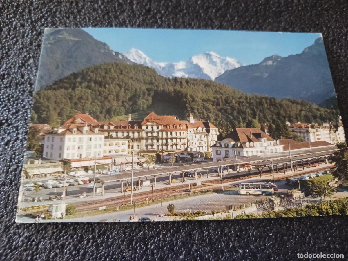 Postales: interlaken, bahnhofplatz, con monje y doncella, circulada 1972