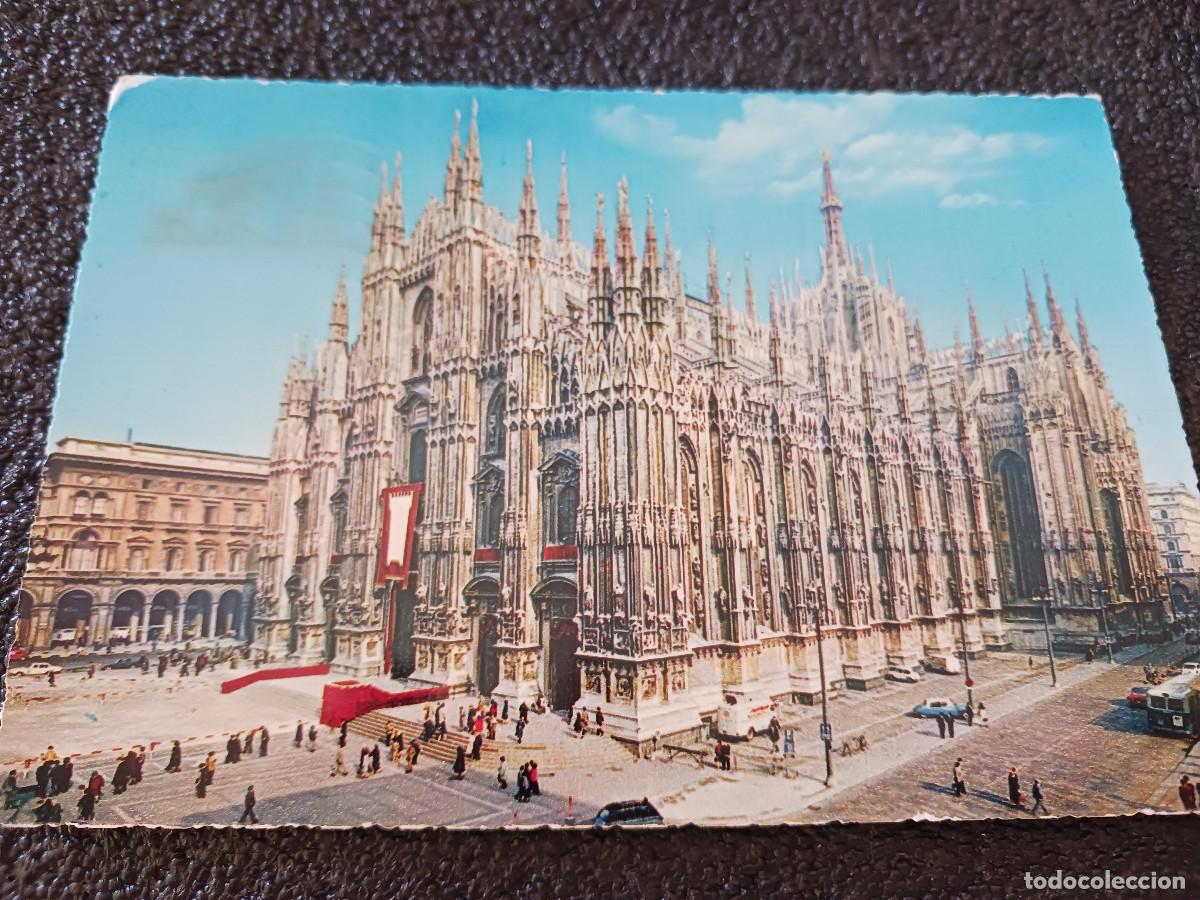 Postales: roma, milano, il duomo, circulada