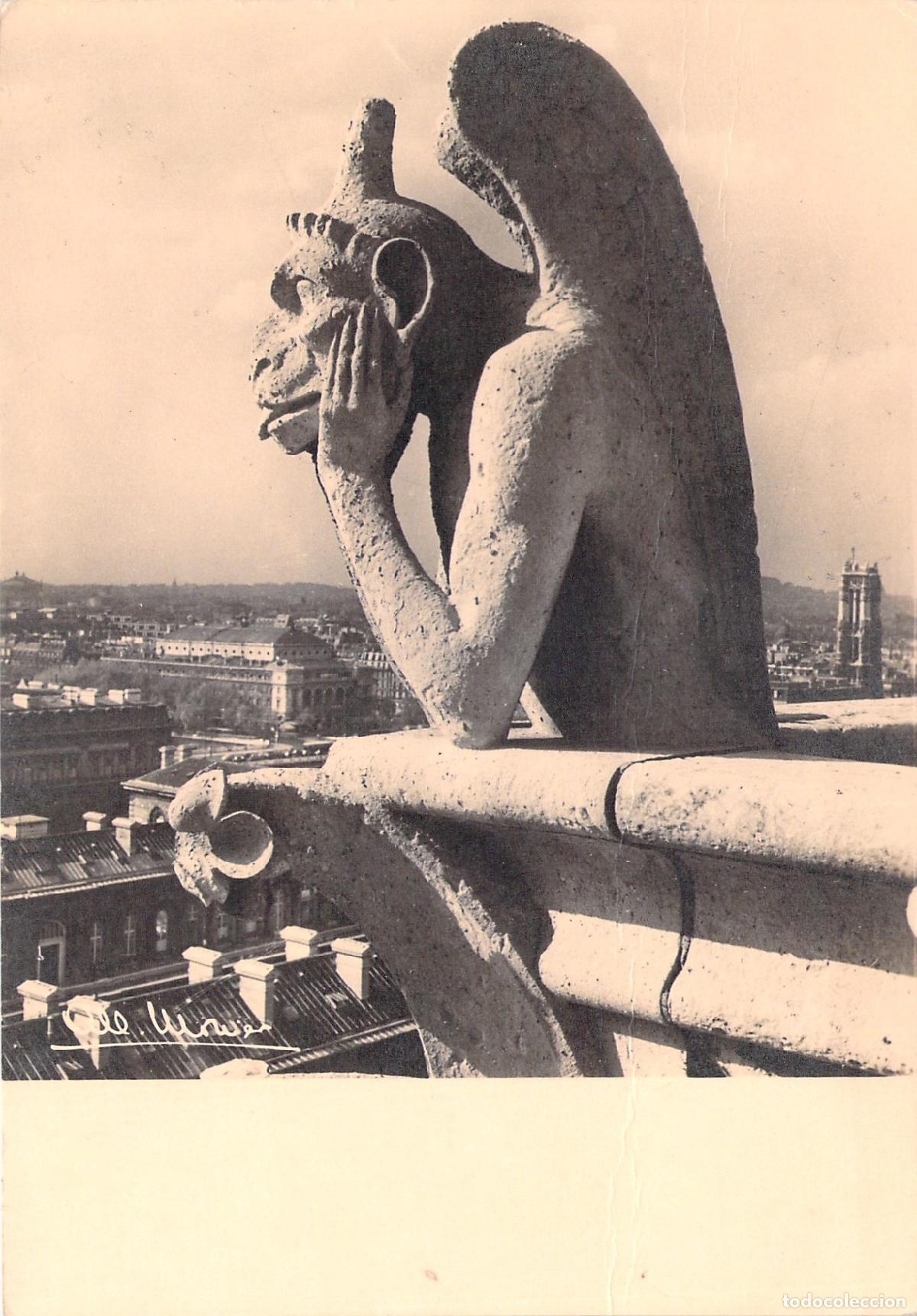 Postales: Postal de las Quimeras de Notre-Dame El Pensador Par&iacute;s
