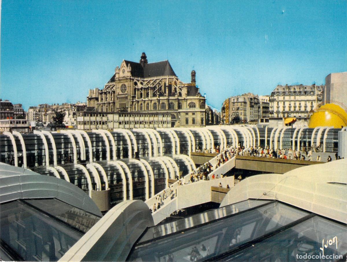 Postales: Postal de Par&iacute;s, Forum des Halles y la Iglesia de Saint-Eustache