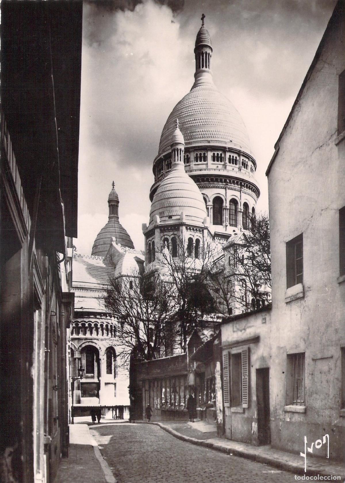 Postales: Postal de Par&iacute;s: Bas&iacute;lica del Sagrado Coraz&oacute;n desde Calle Chevalier-de-la-Barre