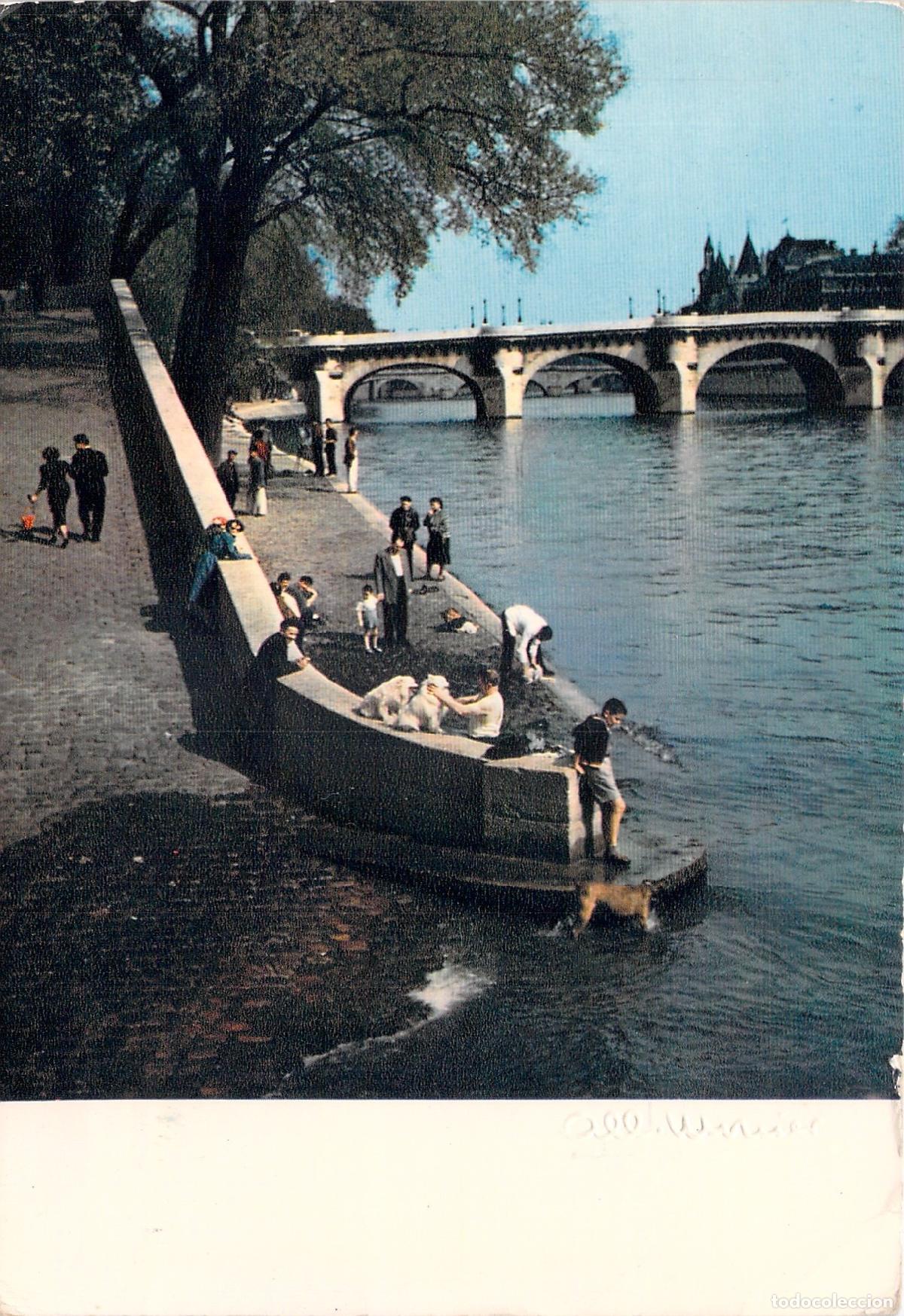 Cartoline: Postal de Par&iacute;s: El Muelle del Louvre y el Puente Nuevo