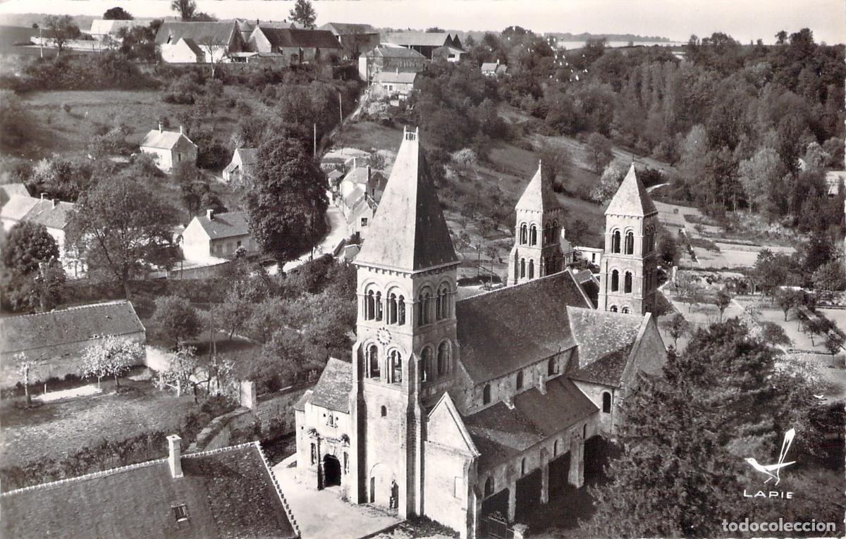 Postales: Postal de Vista A&eacute;rea de la Abad&iacute;a de Morienval en Oise, Francia
