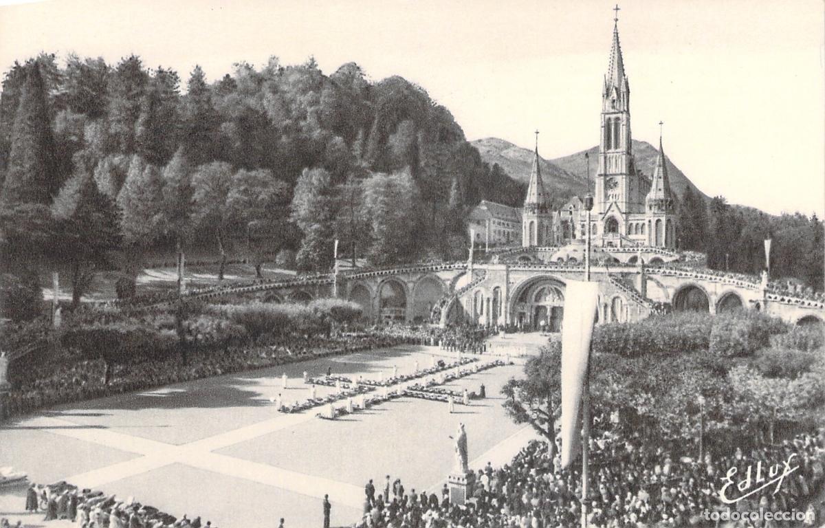 Postales: Postal de Lourdes Enfermos en el V&iacute;a Crucis del Rosario