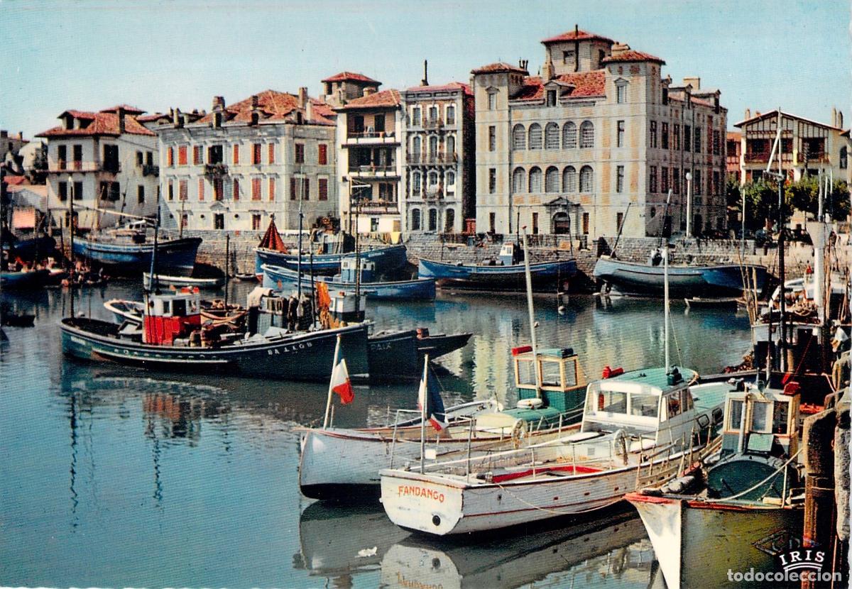 Postales: Postal de Saint-Jean-de-Luz, El Puerto y la Casa de la Infanta, Francia