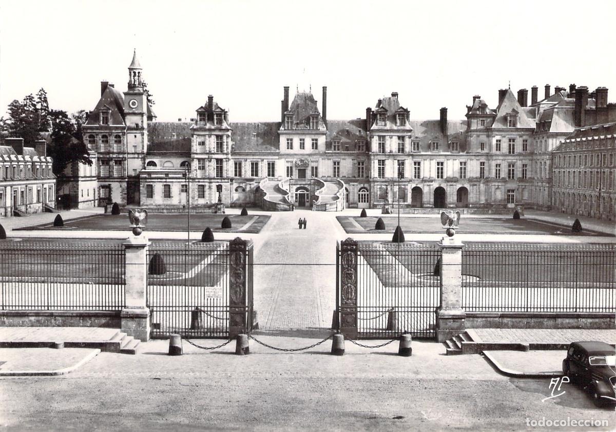 Postales: Postal Palacio de Fontainebleau Fachada y Patio de los Adioses Francia