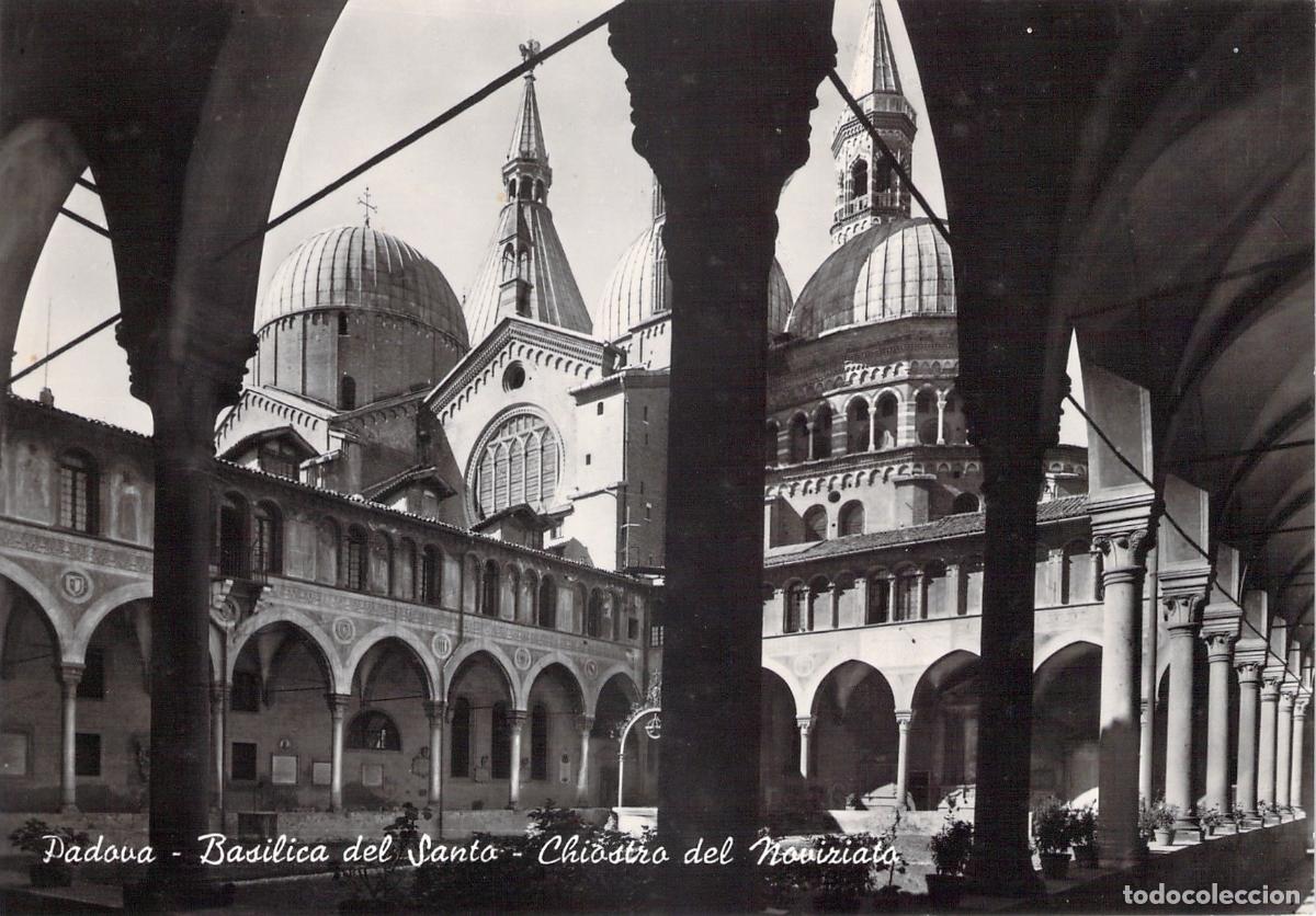 Postales: Postal Claustro del Noviciado Bas&iacute;lica de San Antonio Padua