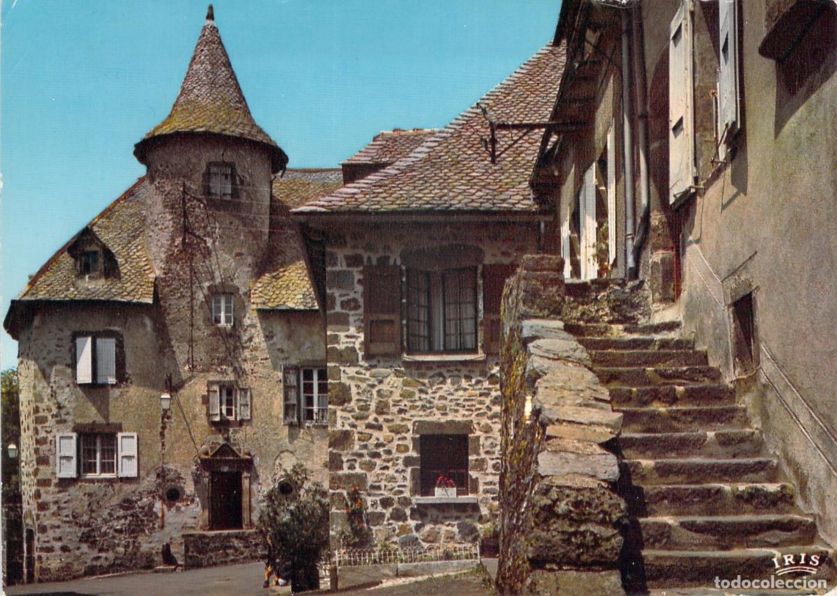 Cartes Postales: Postal de la Cit&eacute; M&eacute;di&eacute;vale y Maison Bertrandy en Salers