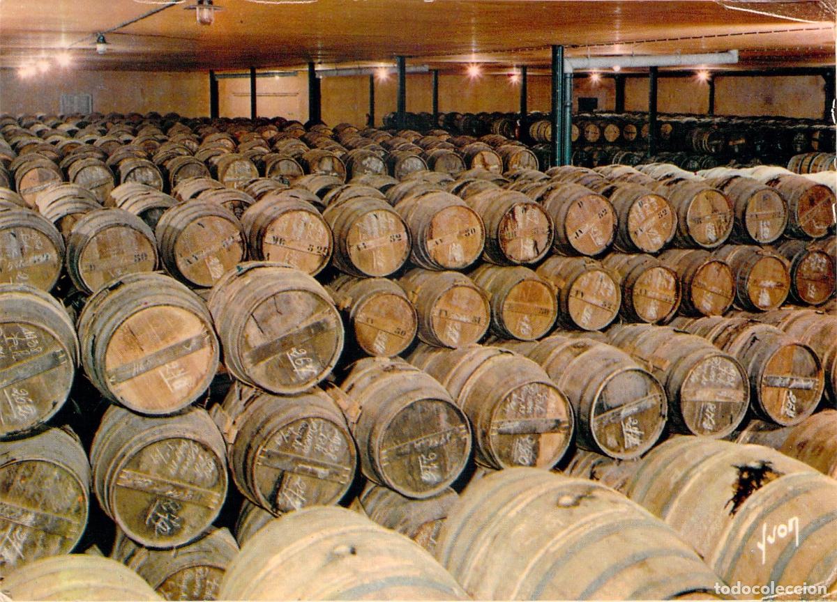 Cartes Postales: Postal de la Bodega de Reserva Jas. Hennessy & Co, Cognac
