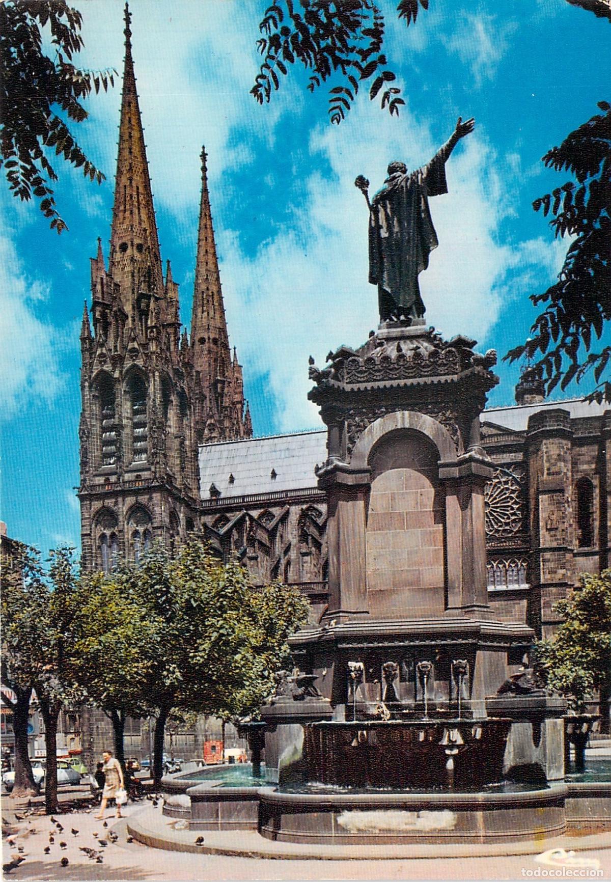 Postales: Postal de Clermont-Ferrand Catedral y Estatua de Urbano II