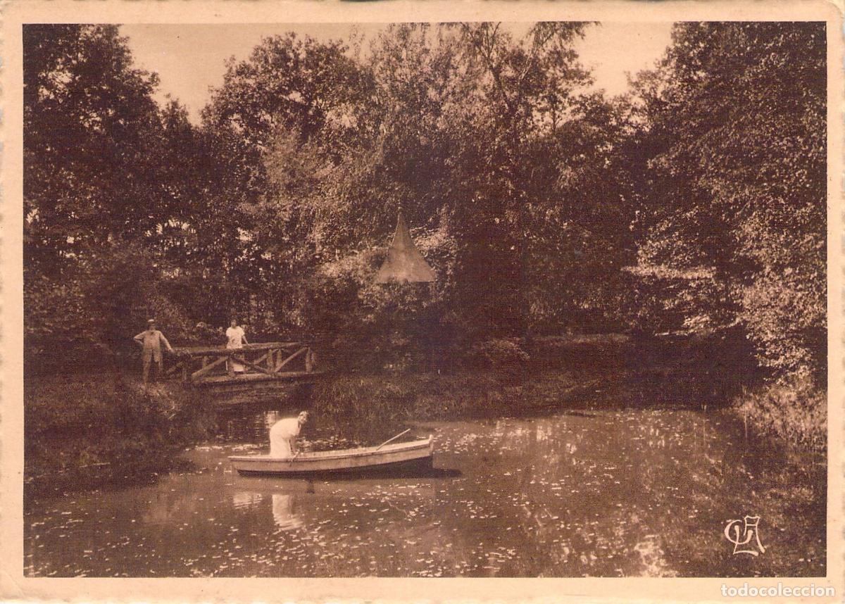 Cartes Postales: Postal Molineuf Francia La Berth&eacute;loti&egrave;re L'&Icirc;le Japonaise