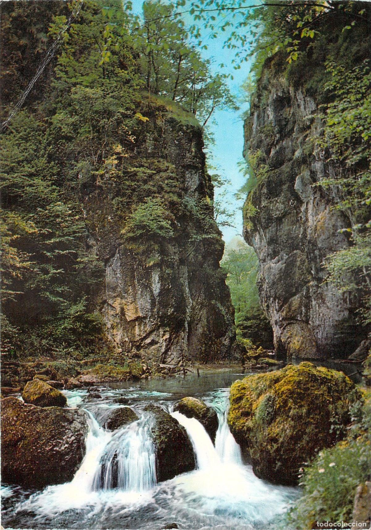 Postales: Postal Pas de C&egrave;re Cantal Francia Desfiladero Rocoso