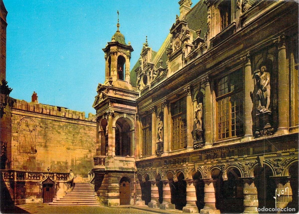 Postales: Postal del Patio Interior del Ayuntamiento de La Rochelle, Francia