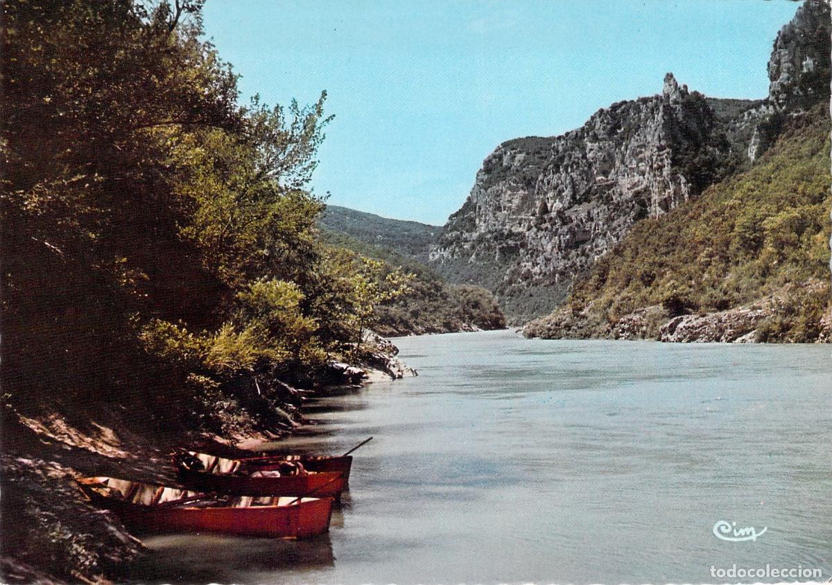 Postkarten: Postal de Gorges de l'Ard&egrave;che Francia R&iacute;o y Canoas