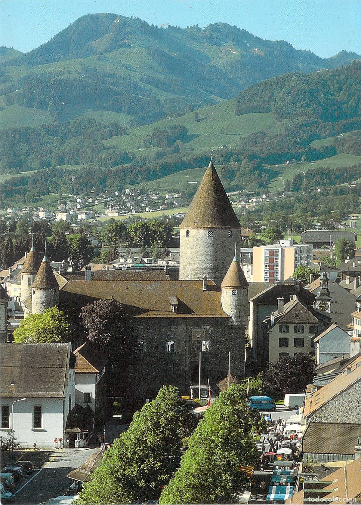 Postales: Postal del Castillo de Bulle en Gruy&egrave;re con los Alpes de Suiza