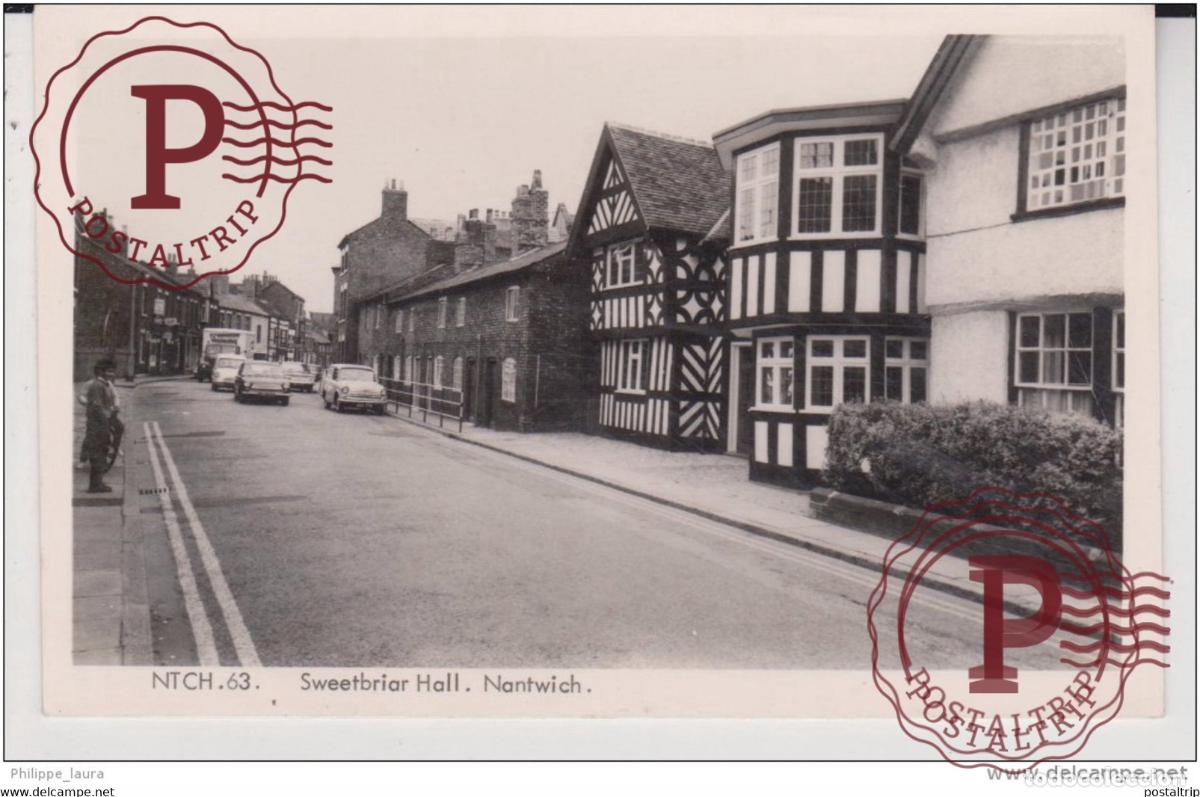 Cartes Postales: Sweetbriar Hall ; Nantwich