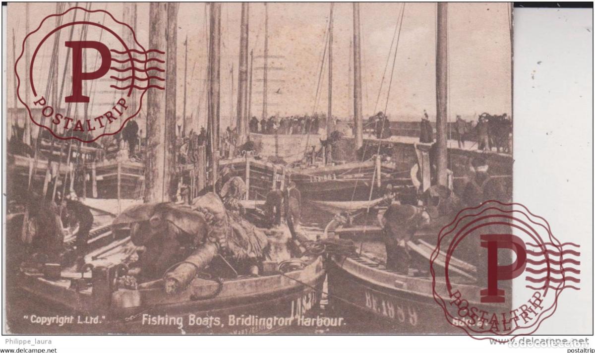 Cartes Postales: FISHING BOATS. BRIDLINGTON HARBOUR