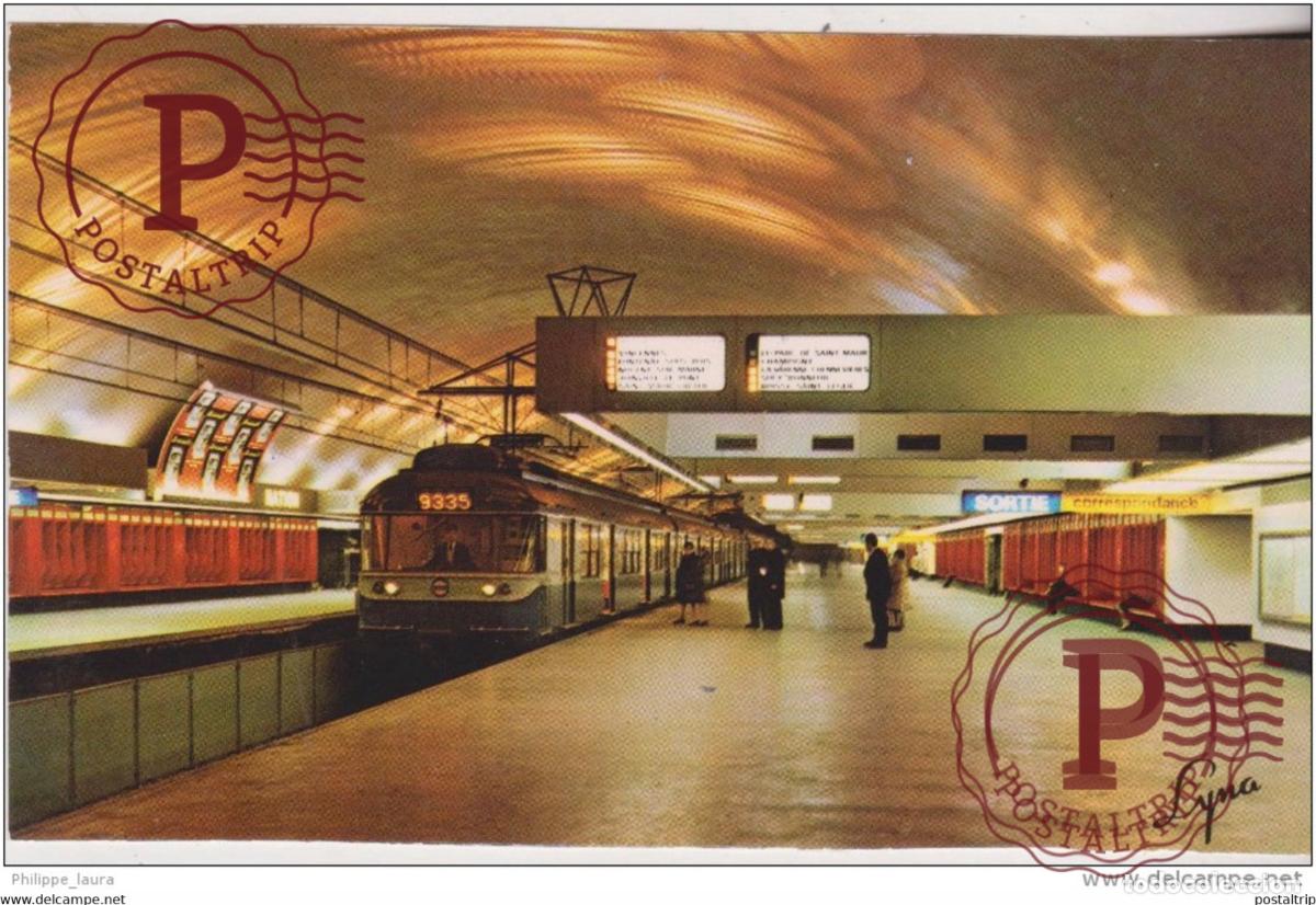 Postales: Ligne de Boissy St-L&eacute;ger de la RATP , La Station Nation