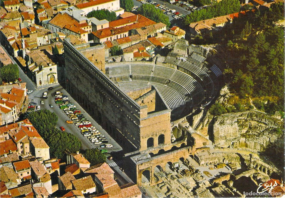 Postales: Postal del Teatro Romano de Orange en Francia Vista A&eacute;rea