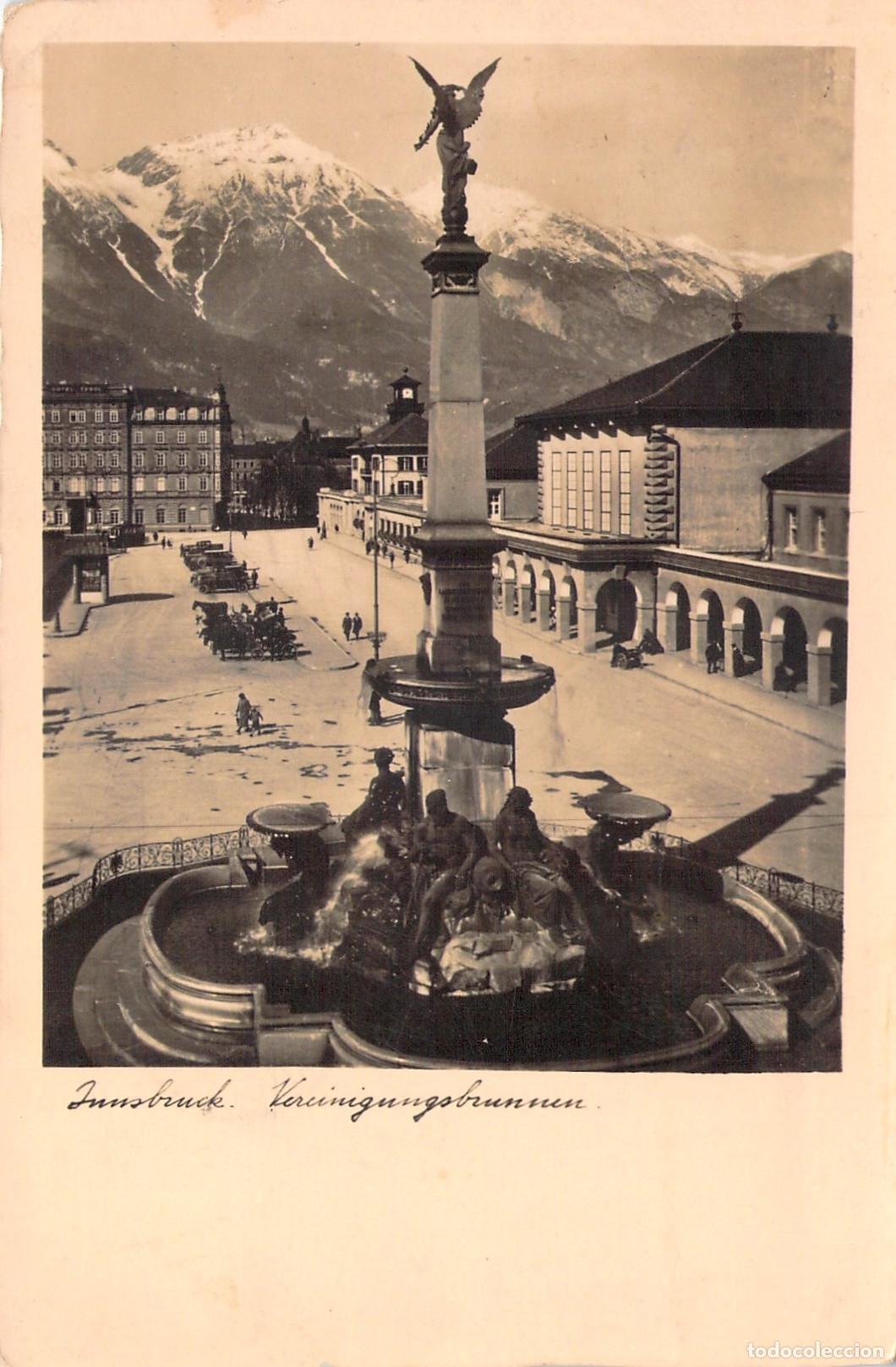 Postales: Postal de Innsbruck, Austria con la Fuente Vereinigungsbrunnen